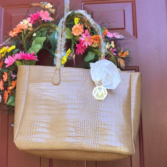 Purse - Picture 3 of 6